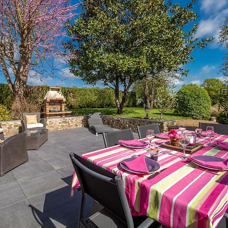 Gite Charmant Avec Jardin, Proche Activites Nautiques - Fr-1-622-75 Morannes sur Sarthe-Daumeray Exterior photo